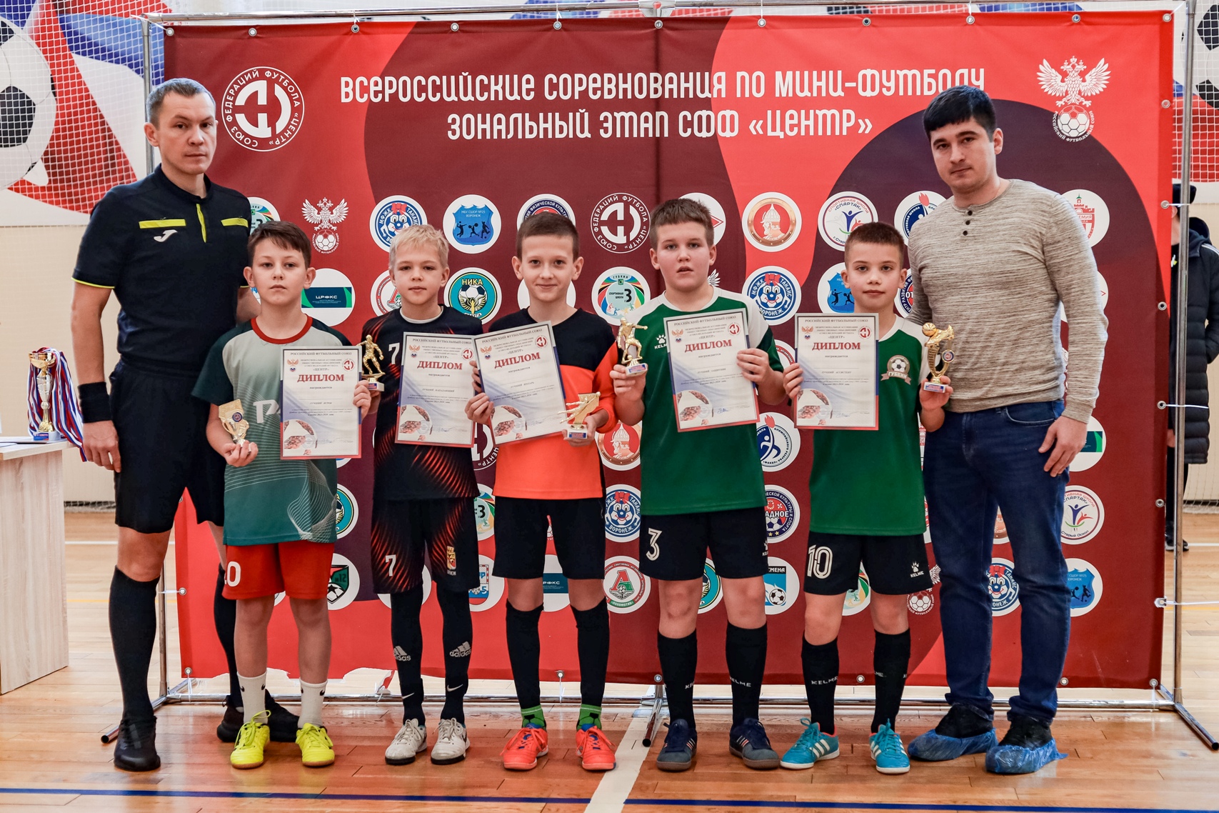 Команда из Губкина победила в зональном турнире