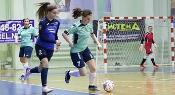 В Орле стартовал финальный турнир Первой лиги по мини-футболу среди женских команд