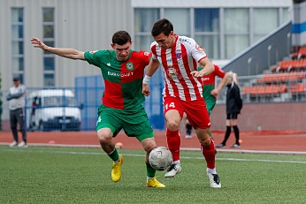 «Локомотив» потерял первые очки, «Кристалл-МЭЗТ» продолжает громить соперников