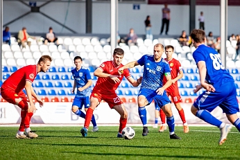 «Кристалл-МЭЗТ» вернулся во главу таблицы